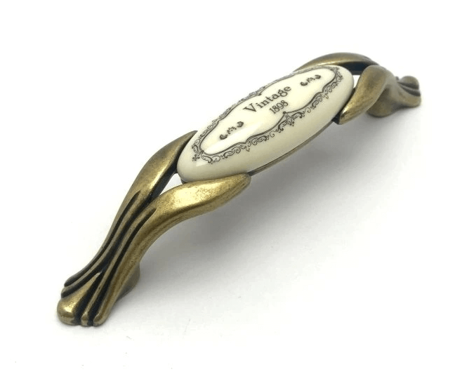 porcelánové úchytky